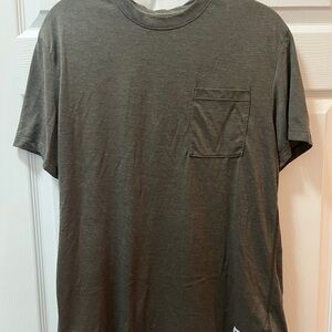 Men's Cotopaxi size M T-Shirts (3)